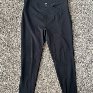 DSG Black Leggings High-Waisted Stretchy Bottoms
